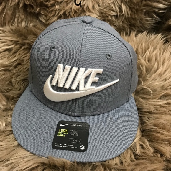Nike Futura True Snapback Unisex Hat - Picture 1 of 4